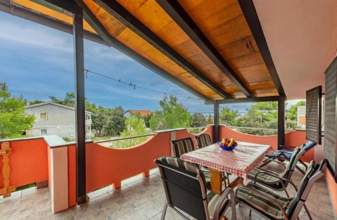 Apartman Zlata วีร์ ภายนอก รูปภาพ